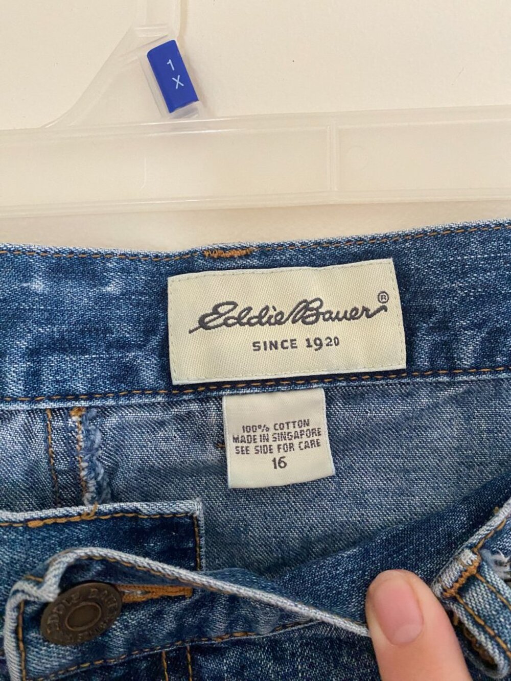 Eddie Bauer Barrel Leg Jeans - Picture 7 of 7
